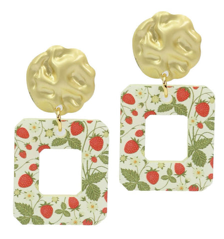 The Suzie Earring - Vintage Strawberry